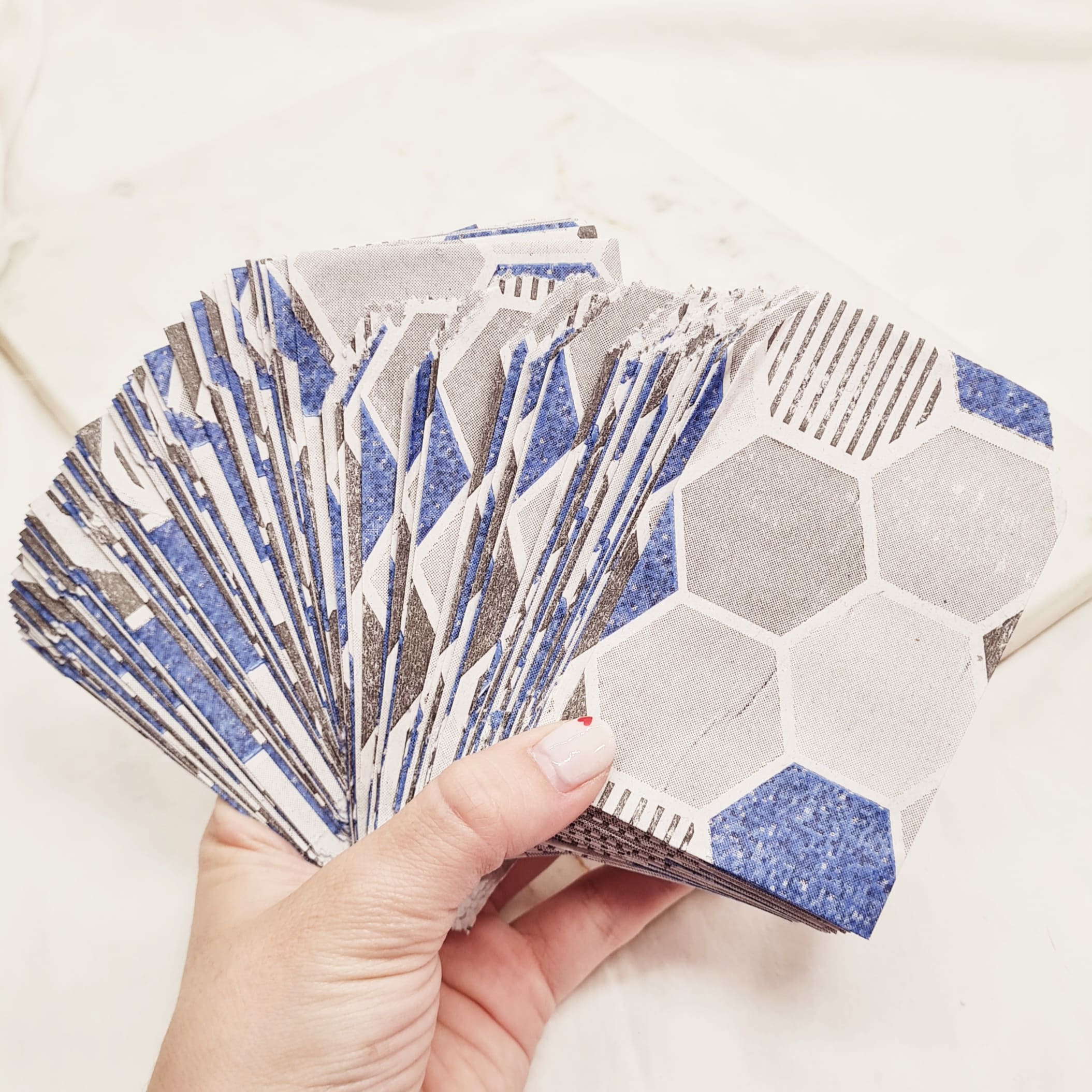 Imagen de producto BOLSAS DE PAPEL X100 UNIDADES - PANAL AZUL