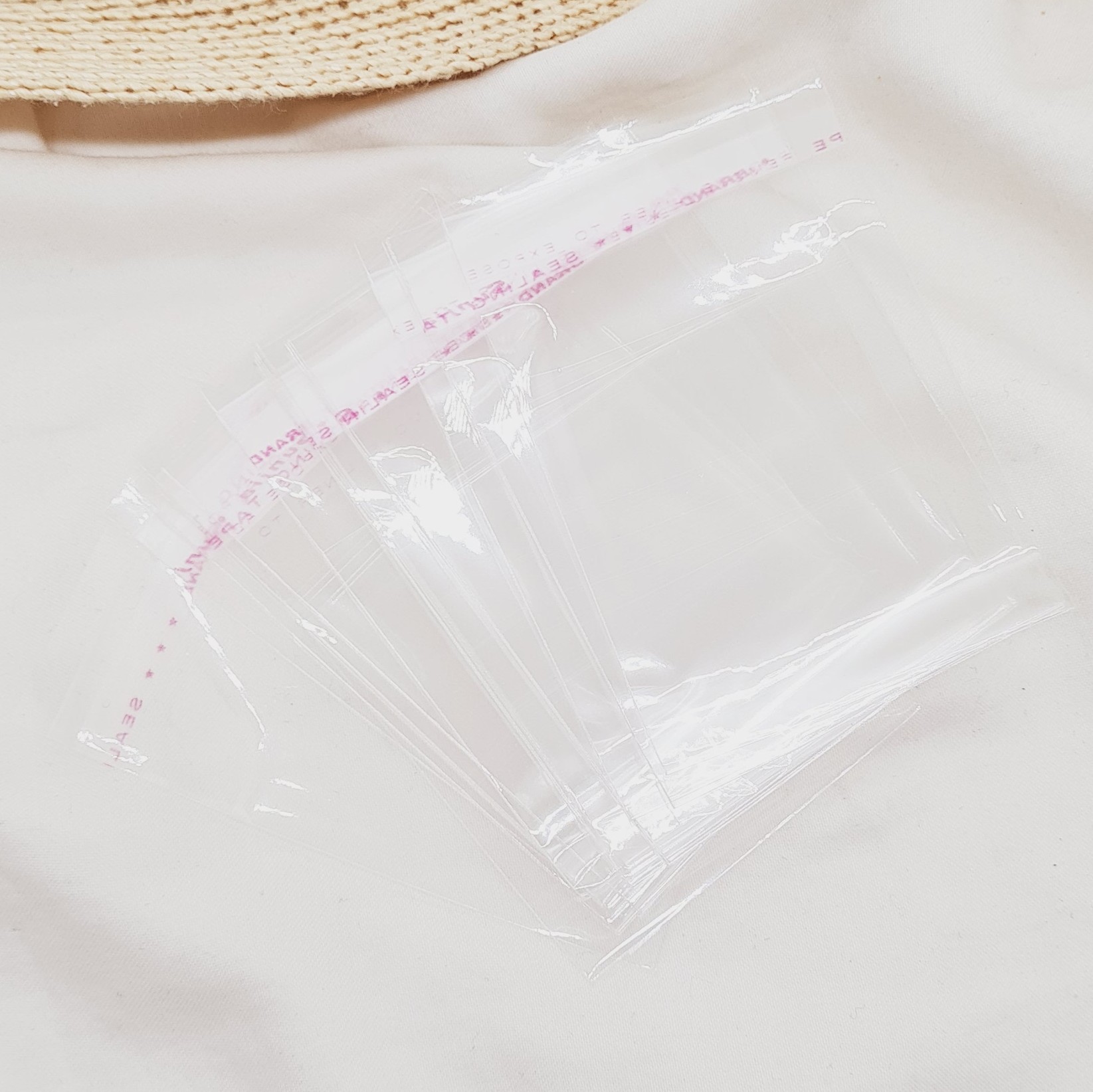 Imagen de producto BOLSA CON CIERRE ADHESIVO X100 UNIDADES - 5X5 CM